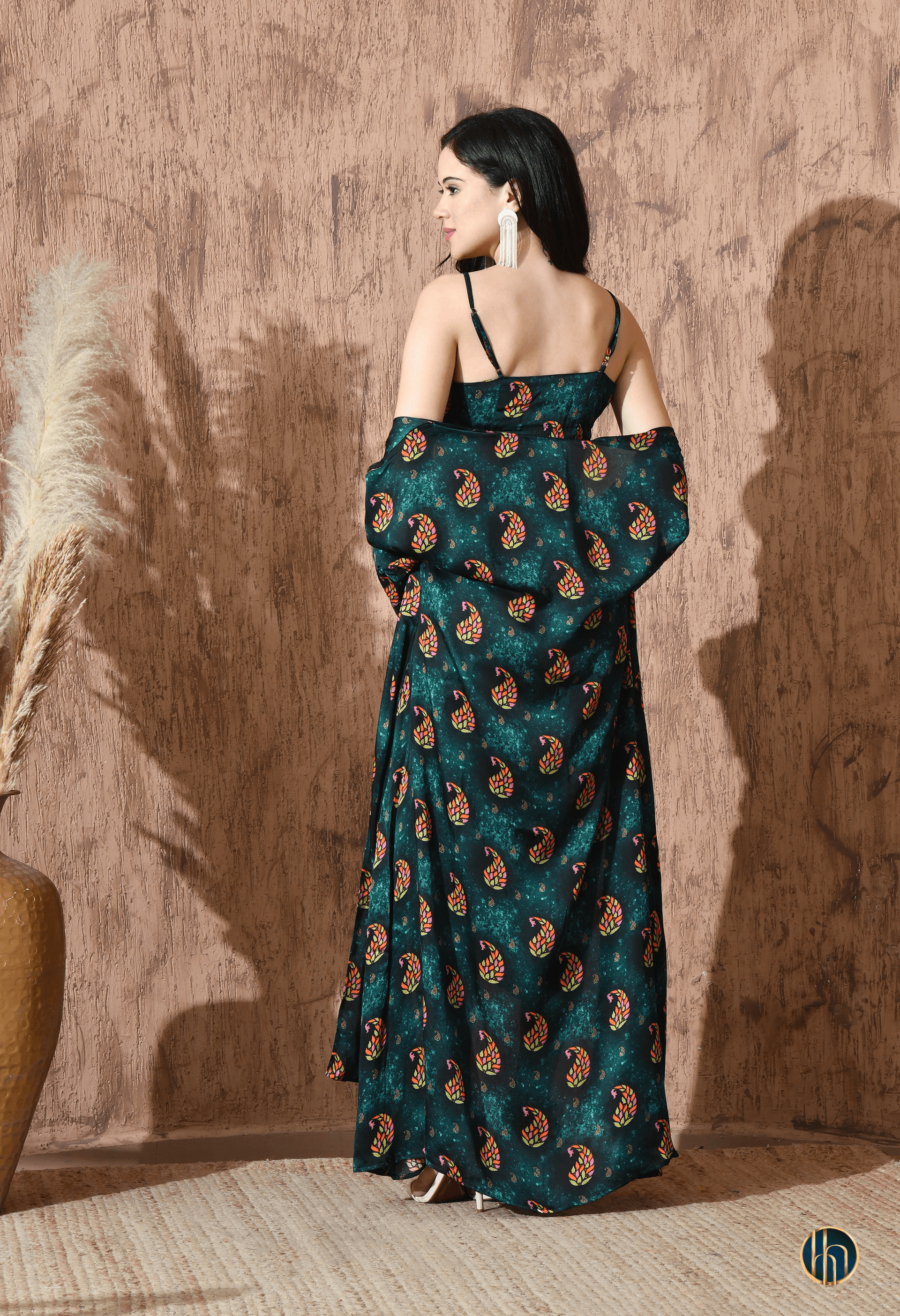 Aarya Emerald Green Paisley 3-Piece Cape Set with Tassels