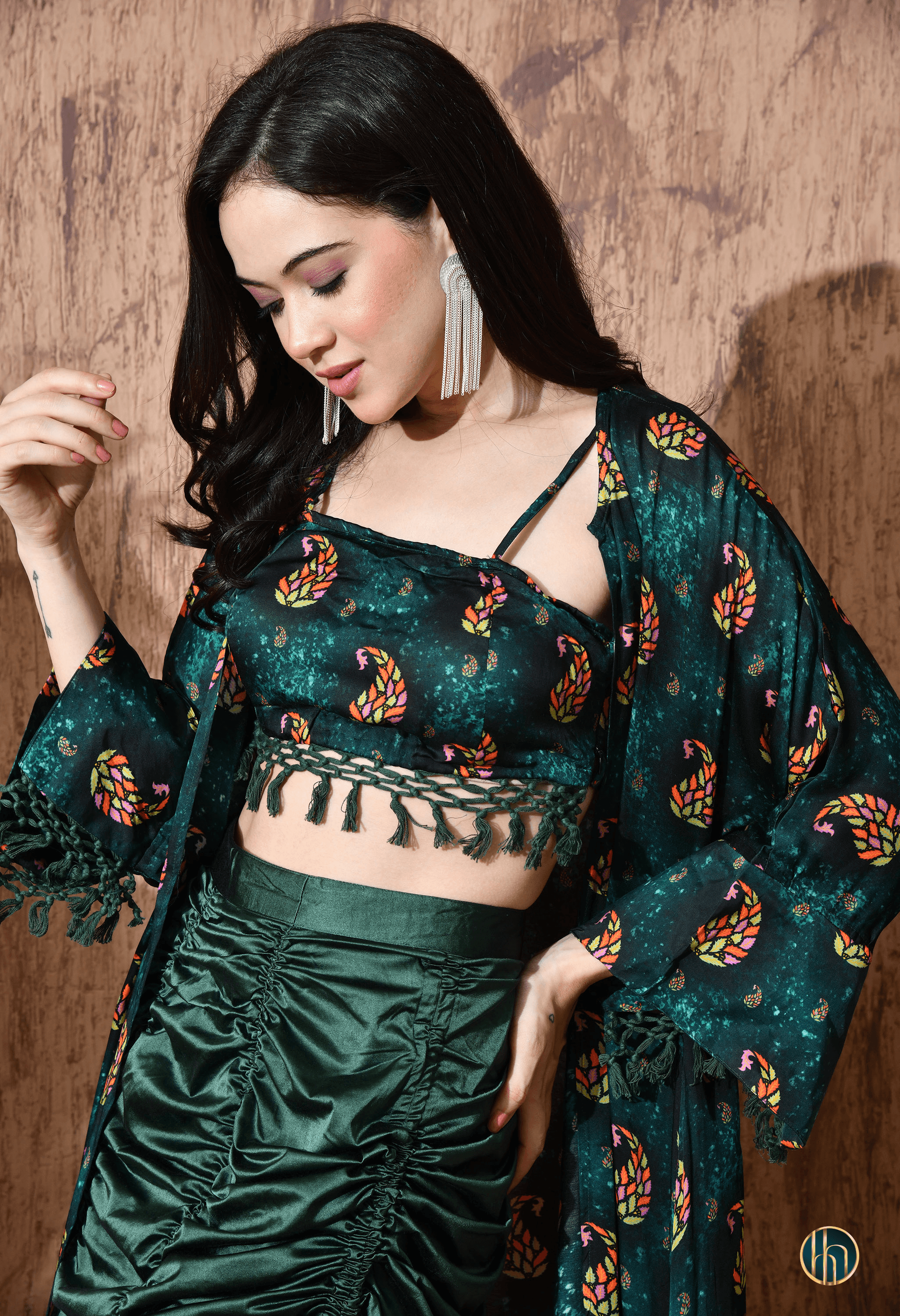Aarya Emerald Green Paisley 3-Piece Cape Set with Tassels