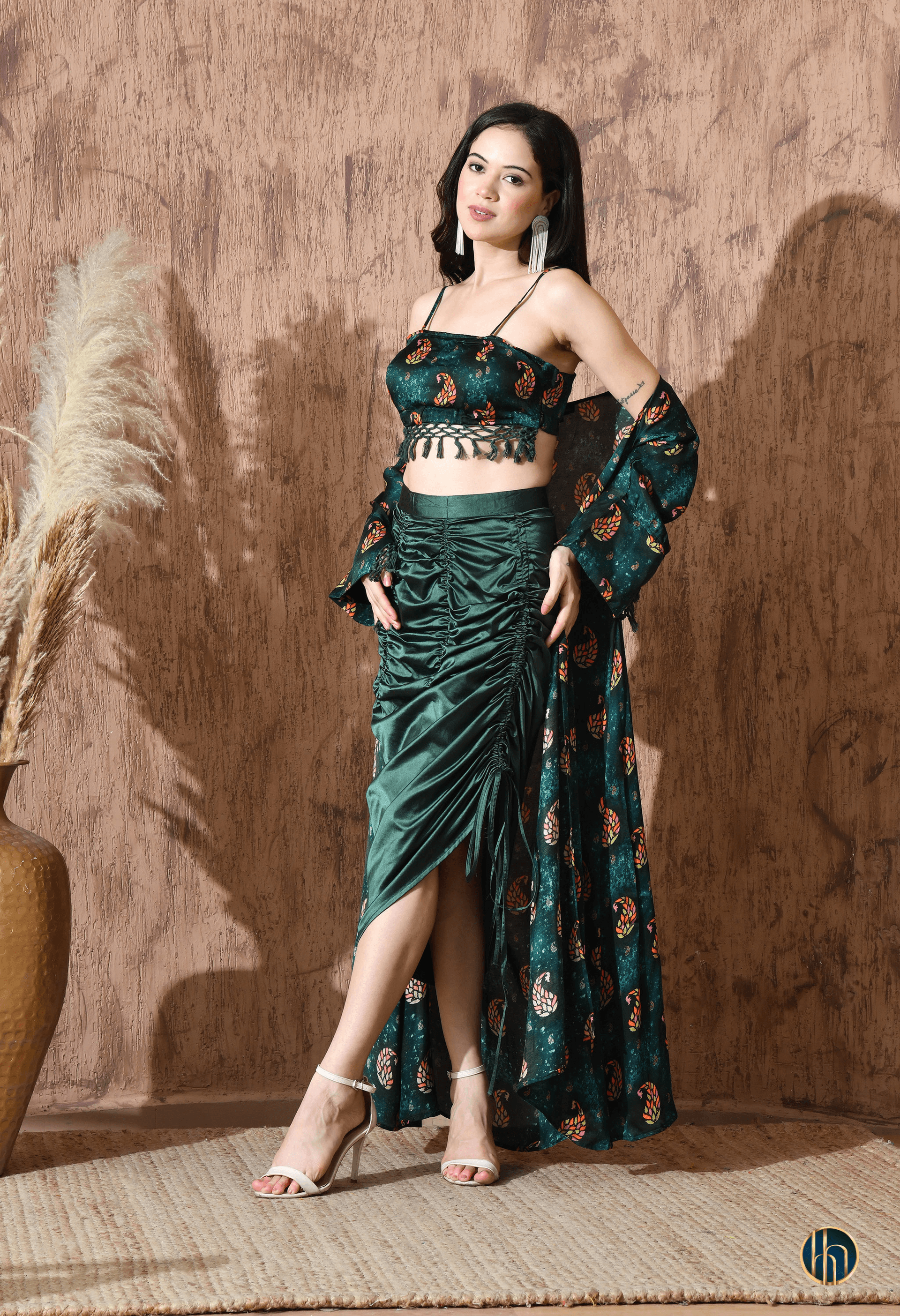 Aarya Emerald Green Paisley 3-Piece Cape Set with Tassels